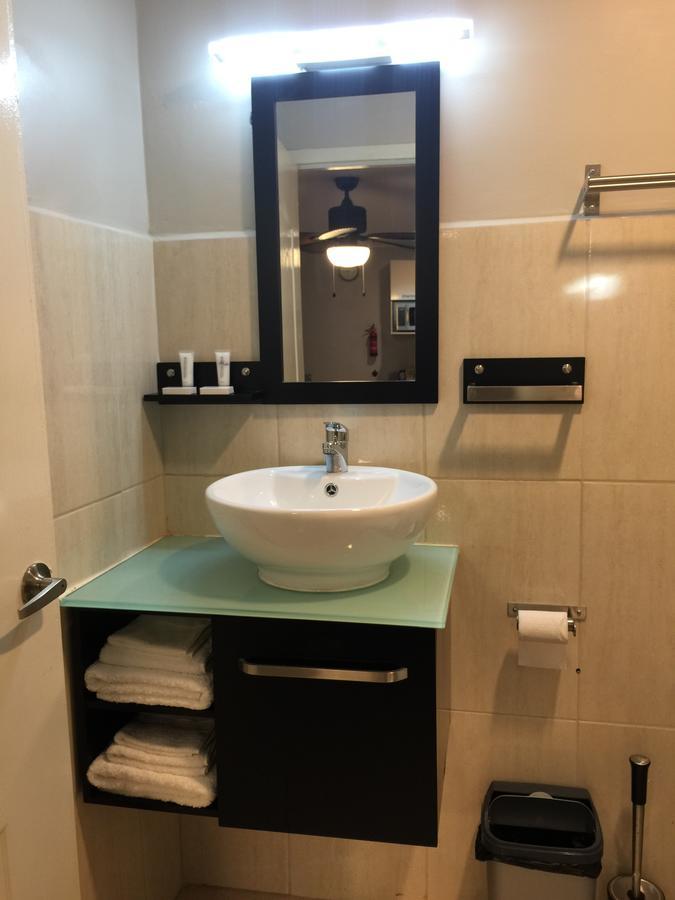 The Pier Beach Inn & Suites Willemstad Extérieur photo