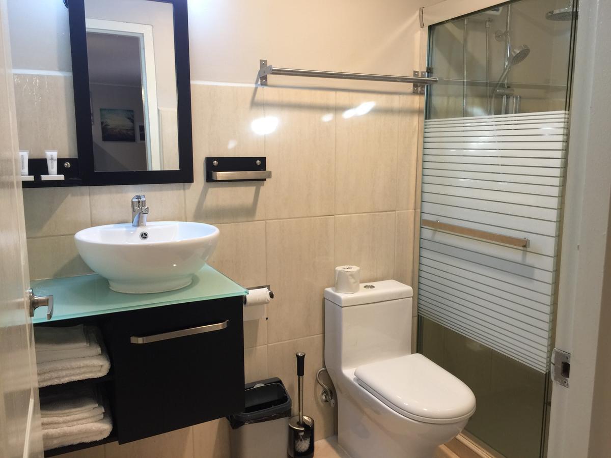 The Pier Beach Inn & Suites Willemstad Extérieur photo