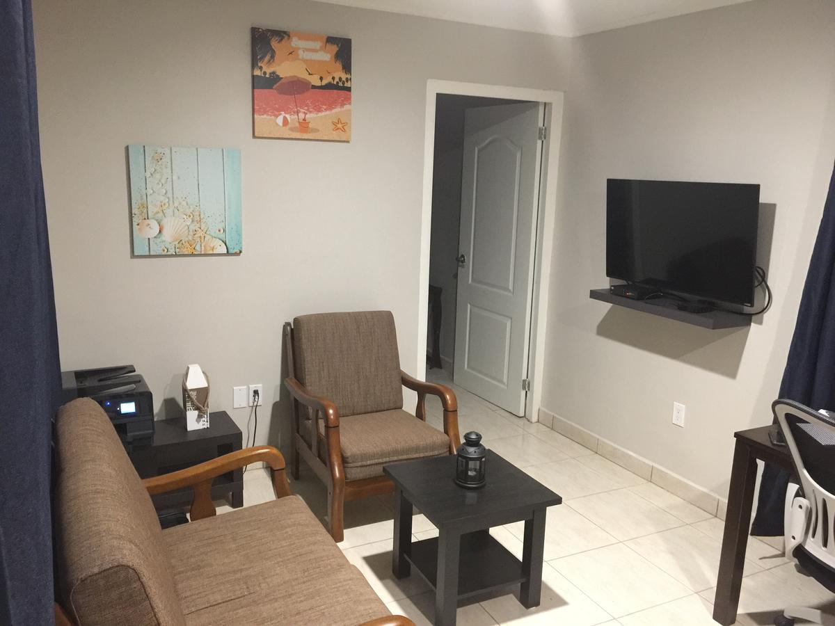 The Pier Beach Inn & Suites Willemstad Extérieur photo